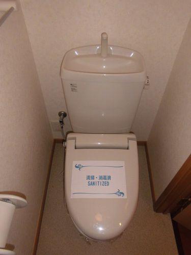 神戸市西区玉津町出合アパート トイレ