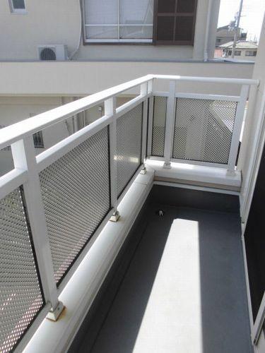 神戸市西区玉津町出合アパート バルコニー