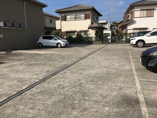 明石市小久保アパート 駐車場