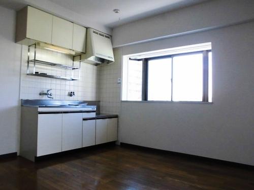 明石市樽屋町マンション リビング