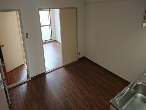 明石市樽屋町マンション リビング