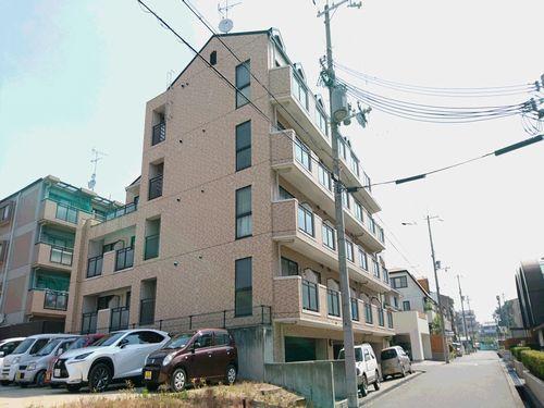 明石市魚住町鴨池マンション エントランス