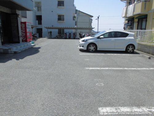 神戸市西区大津和マンション 駐車場