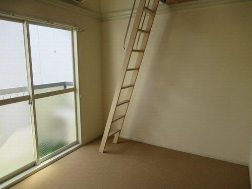 明石市大観町アパート リビング