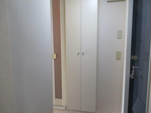 明石市大観町アパート 玄関