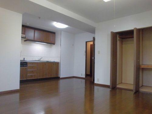 神戸市西区南別府マンション リビング