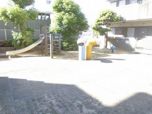 神戸市西区南別府マンション エントランス