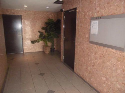 神戸市西区王塚台マンション エントランス