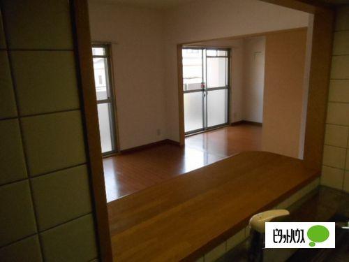 神戸市西区小山マンション リビング