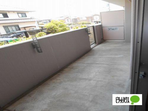 神戸市西区小山マンション バルコニー