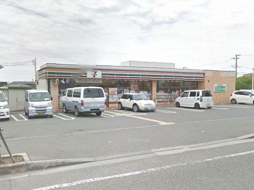 セブンイレブン神戸西潤和店：383m