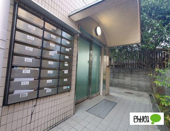 明石市魚住町住吉マンション エントランス