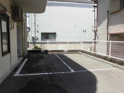 神戸市西区森友マンション 駐車場