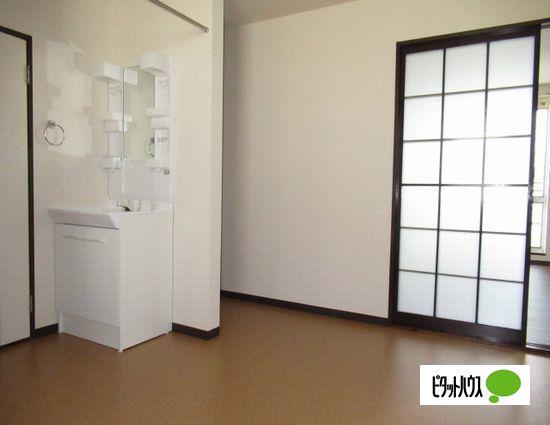 明石市朝霧山手町アパート リビング