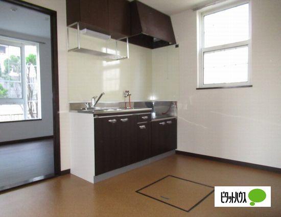 明石市朝霧山手町アパート リビング