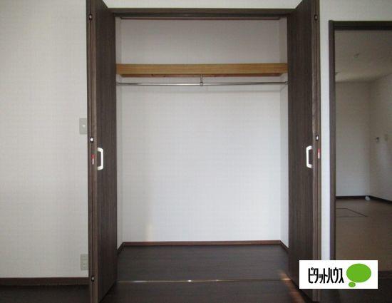 明石市朝霧山手町アパート 収納