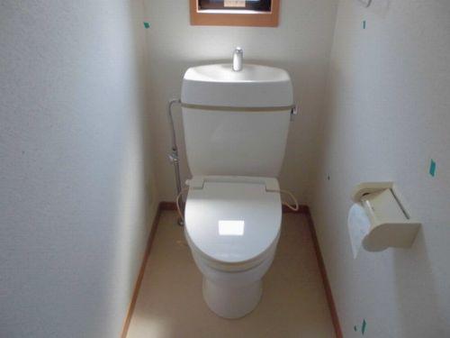 神戸市西区水谷一戸建 トイレ