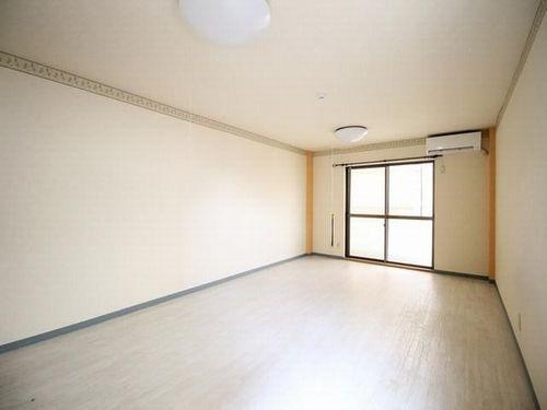 神戸市西区伊川谷町上脇マンション リビング