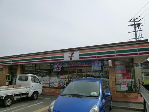 ローソン西二見店：310m