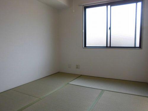 明石市大蔵八幡町アパート リビング