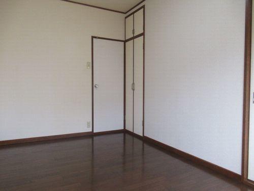 明石市北王子町アパート リビング