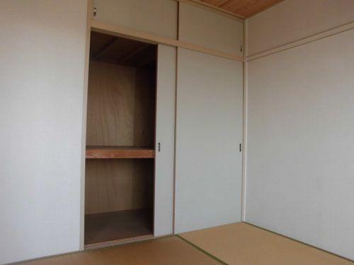 神戸市西区玉津町出合アパート 収納