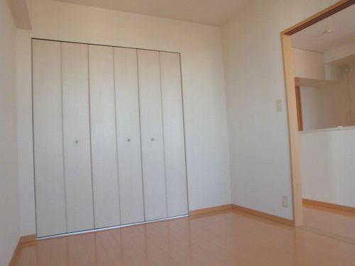 神戸市西区玉津町出合マンション リビング