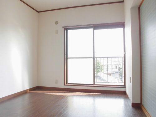 神戸市西区北別府マンション リビング