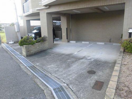 ベルトピア西明石６　 駐車場