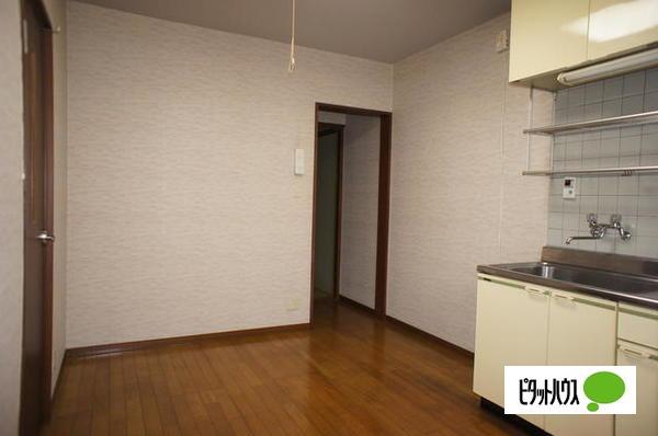 神戸市西区王塚台テラスハウス リビング