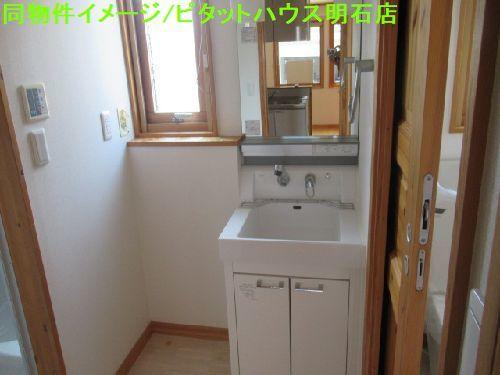 神戸市西区伊川谷町有瀬テラスハウス 洗面