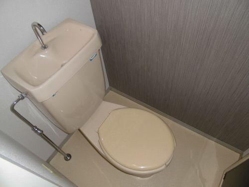 神戸市西区宮下アパート トイレ