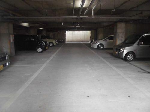 明石市魚住町清水マンション 駐車場