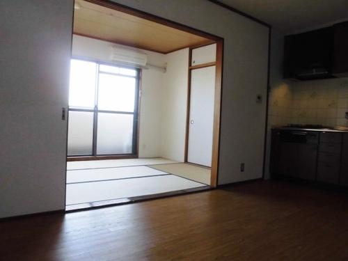 明石市樽屋町マンション リビング