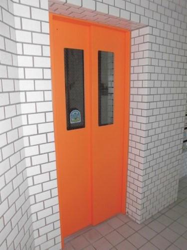 明石市中崎マンション エントランス