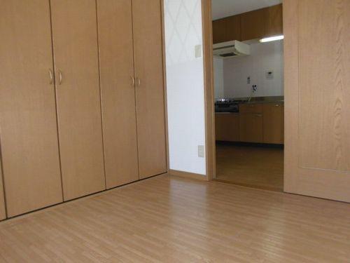 神戸市西区持子アパート リビング