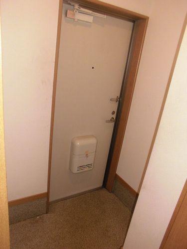 神戸市西区持子アパート 玄関