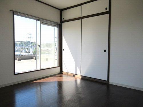 神戸市西区南別府マンション リビング
