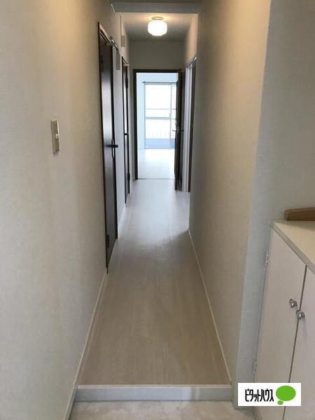 明石市和坂マンション 玄関