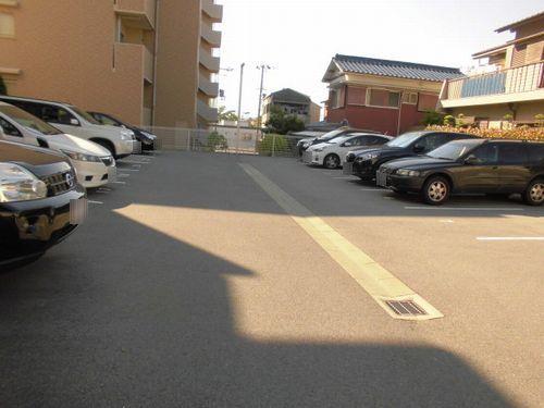 ハウオリ・ハレ 駐車場