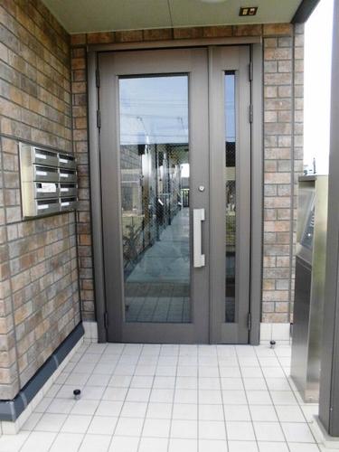 神戸市西区玉津町西河原アパート エントランス