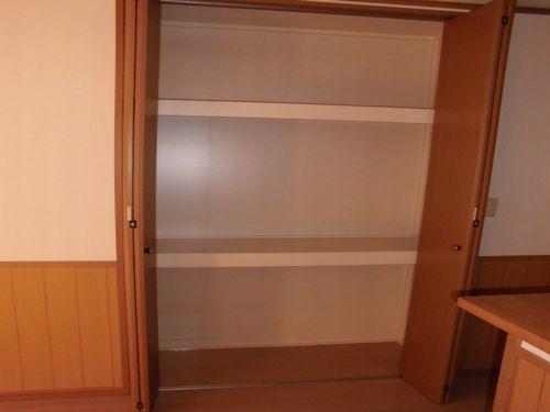 明石市林崎町アパート 収納