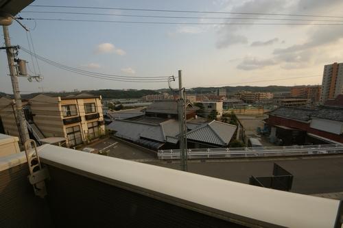 神戸市西区前開南町アパート バルコニー