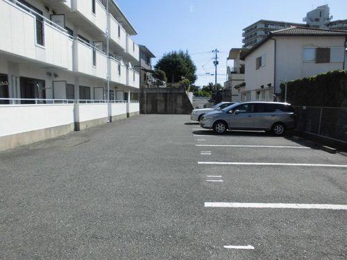パークハイム永和 駐車場