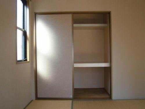 神戸市西区枝吉アパート 収納