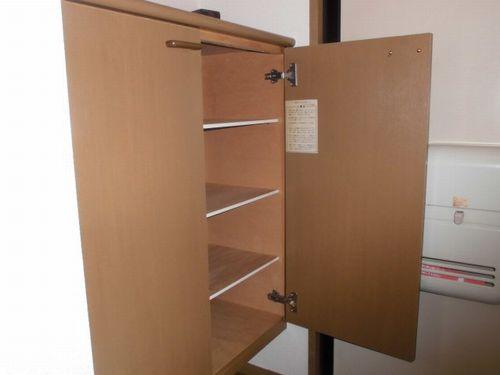 神戸市西区枝吉アパート 収納
