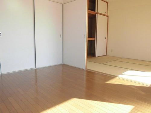 神戸市西区森友マンション リビング