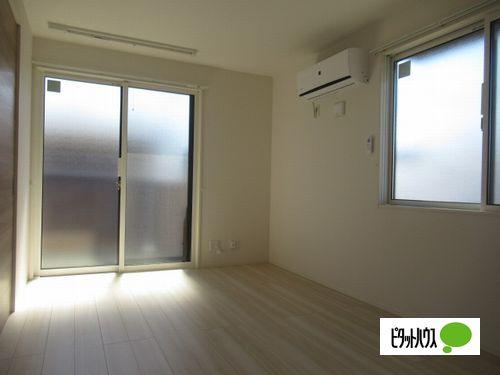 明石市大蔵本町アパート リビング
