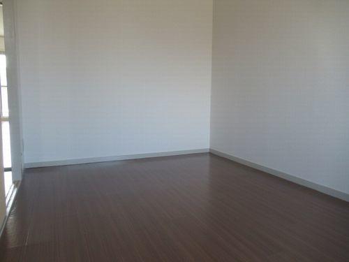 明石市朝霧町マンション リビング