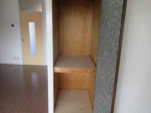 明石市朝霧町マンション 収納